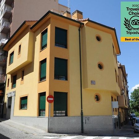 Hotel Apartamentos Aralso Segovia Exteriör bild