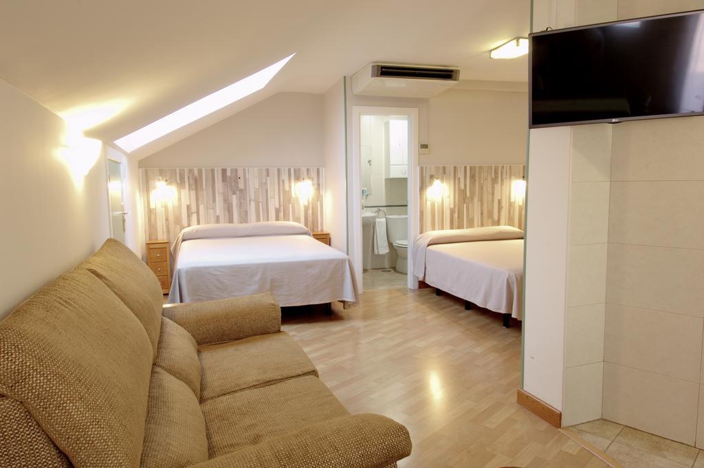 Hotel Apartamentos Aralso Segovia Exteriör bild
